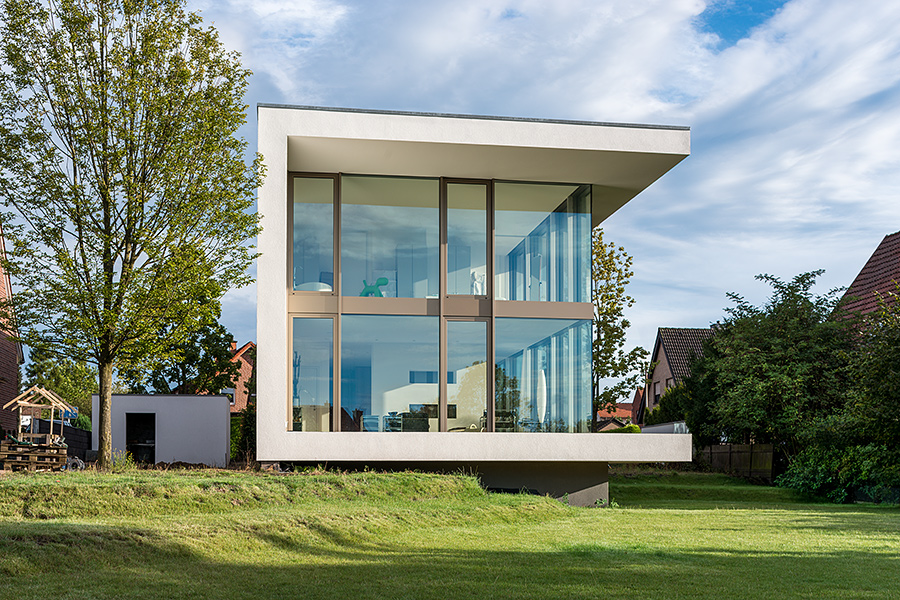 Als Architekturfotografen haben wir die Fenster eines Wohnhauses fotografiert