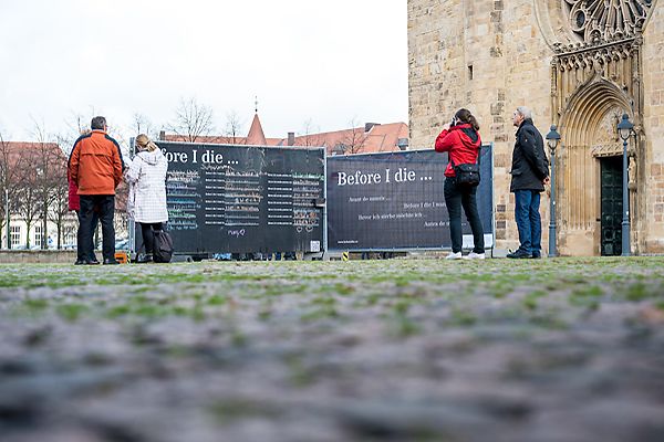 Fotograf Frank Wollinger  fotografierte die Bevor ich sterbe Aktion in Osnabrueck